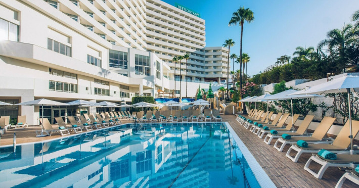 iberostar-waves-bouganville-playa-b2b9b085258becbc.jpeg