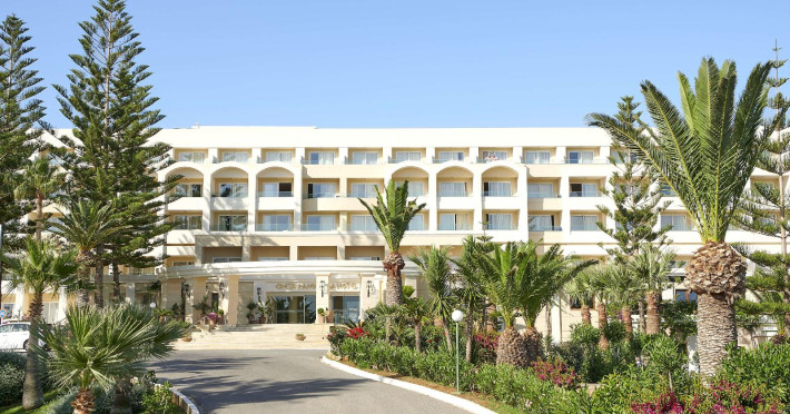 iberostar-waves-creta-panorama-mare-a67fa4e18068919e.jpeg