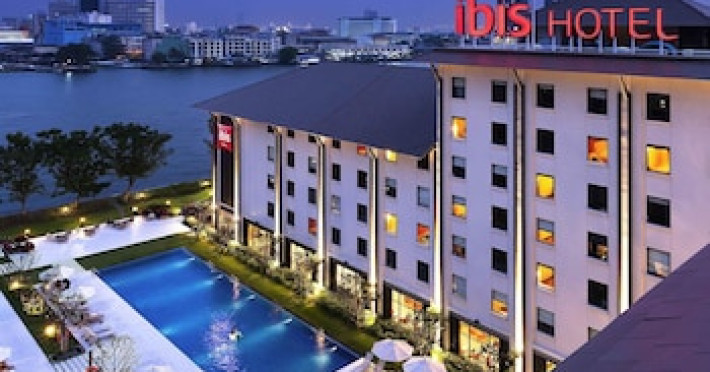 ibis-bangkok-riverside-16abe64fa3cad10d.jpeg