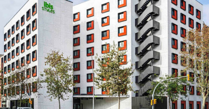 ibis-styles-barcelona-city-bogatell-hotel-765bb54e9a9414b9.jpeg