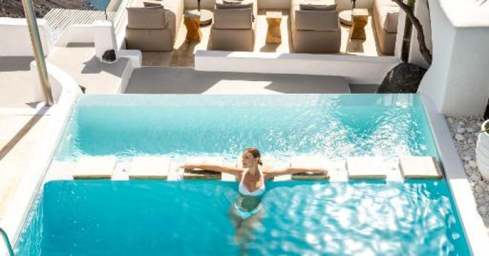 iconic-santorini-a-boutique-cave-hotel-by-sandglass-7e77d94866c0421b.jpeg
