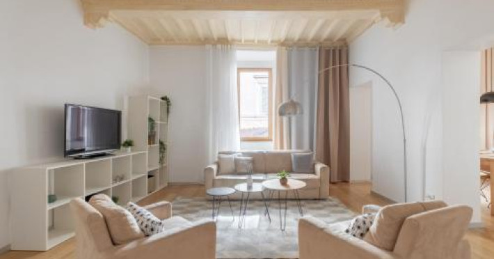 iflat-navona-white-and-stylish-apartment-2b5d93797a0dba2c.jpeg