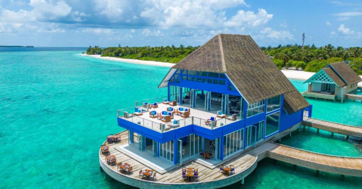 ifuru-island-resort-maldives-7b436e1d8e07c93e.jpeg