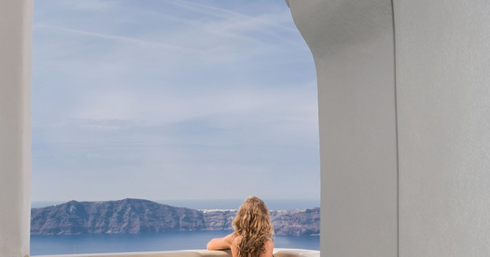 iliovasilema-suites-santorini-447e5316ca1a4ec0.jpeg