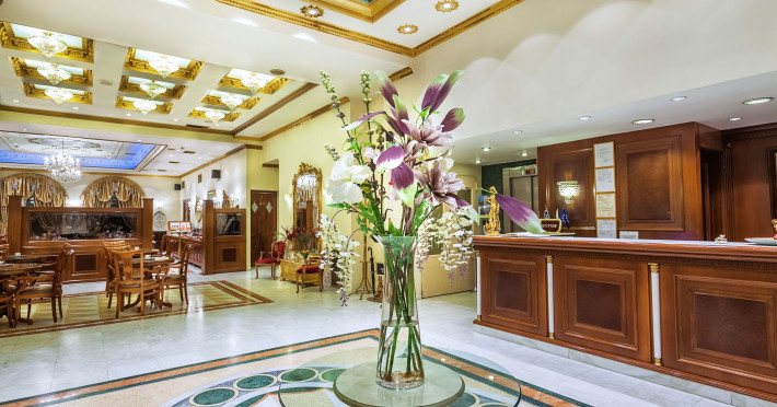 imperial-palace-classical-hotel-428ea2831496d12e.jpeg