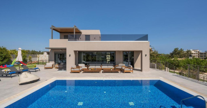 imperium-luxury-villas-c72fbc36636e382b.jpeg