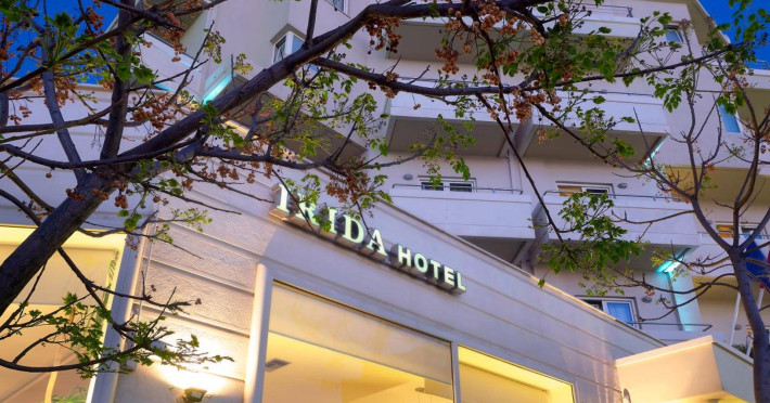 irida-hotel-8660c27dfb886fbe.jpeg