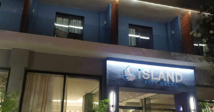 island-city-boutique-hotel-1b838d8b5c9d68bf.jpeg