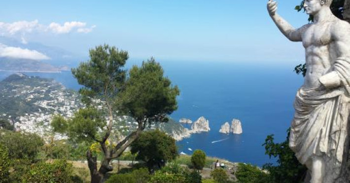 italia-coasta-de-azur-si-insula-capri-avion-7c2e0e5f83ac05d7.jpeg