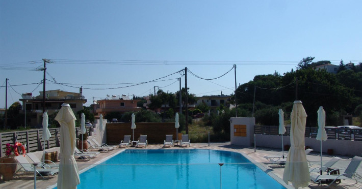 ivory-hotel-53b0943e0d72e568.jpeg