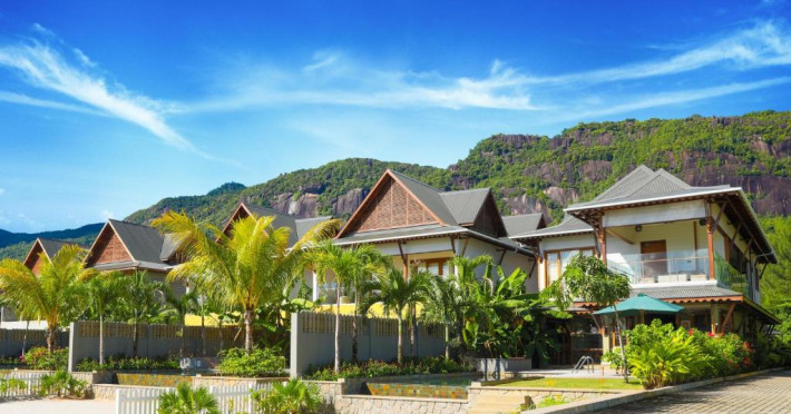 ja-enchanted-waterfront-resort-seychelles-93c2bffa3eea27a9.jpeg