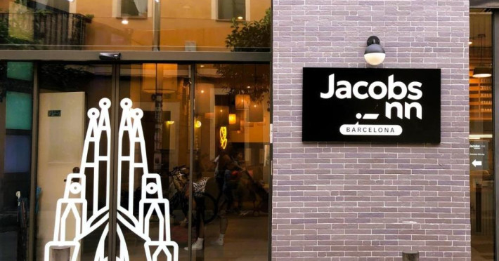 jacobs-inn-barcelona-ca44243d7cdb982d.jpeg