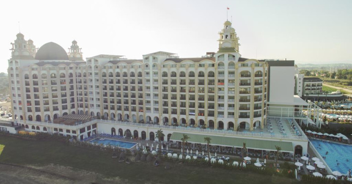 jadore-deluxe-hotel-spa-62bdf7d308b913c8.jpeg