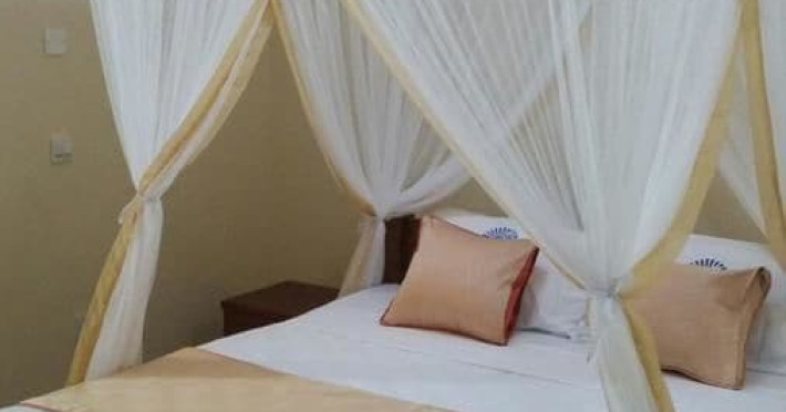 jambo-travellers-hotel-6028b4f7738fb58e.jpeg
