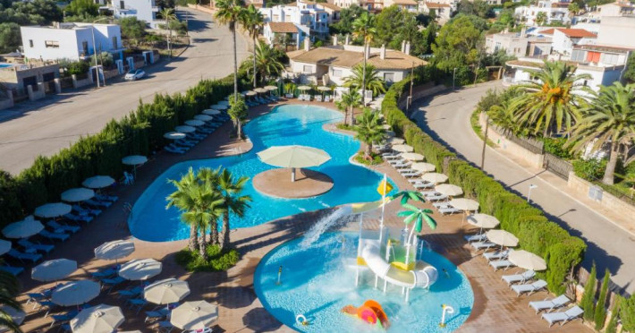 js-portocolom-suites-d093bfd25cdf180e.jpeg