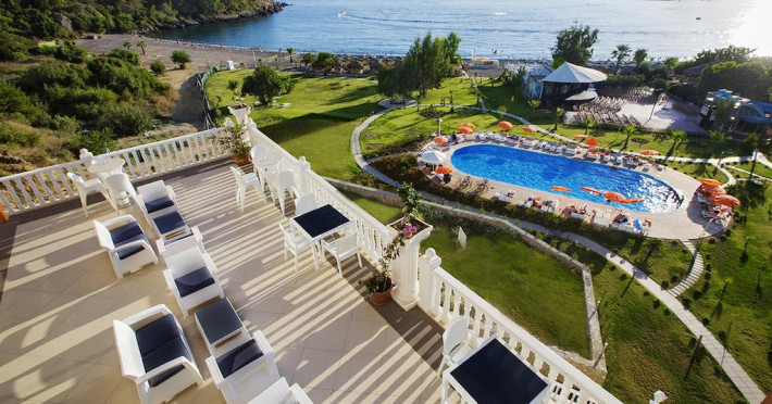 justiniano-deluxe-resort-bd5b58de2f6b7f56.jpeg