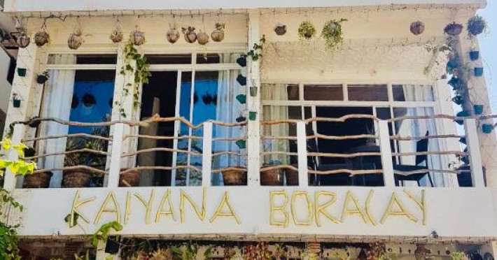 kaiyana-boracay-beach-resort-cfd54f842f23ccd7.jpeg