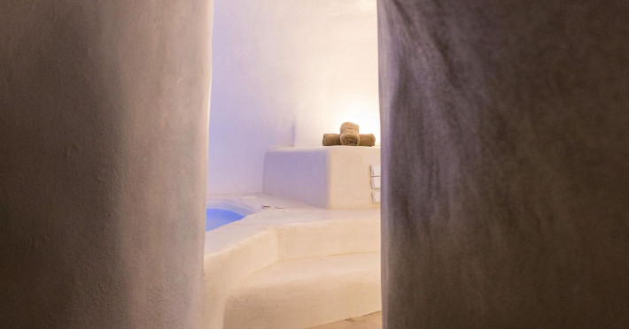 kampanario-villa-santorini-de306537af946dd5.jpeg