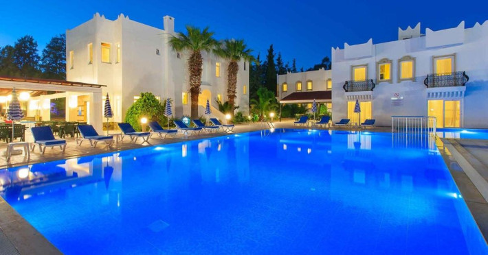 kassandra-hotel-bitez-d85bc8c08dd77530.jpeg