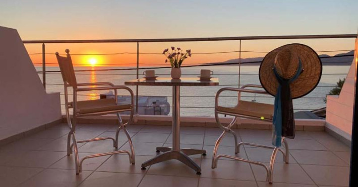 kassavetis-center-hotel-studios-apartments-5f031b7d105a8cc1.jpeg