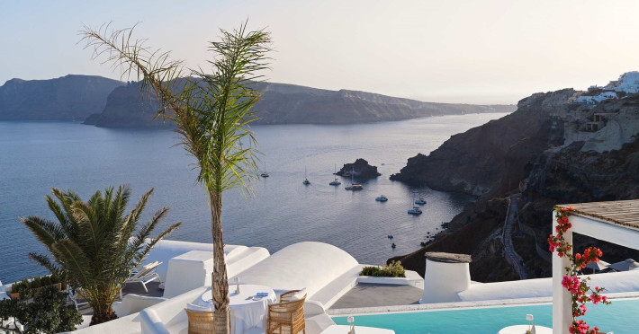 katikies-santorini-the-leading-hotels-4851153dcbd5e542.jpeg