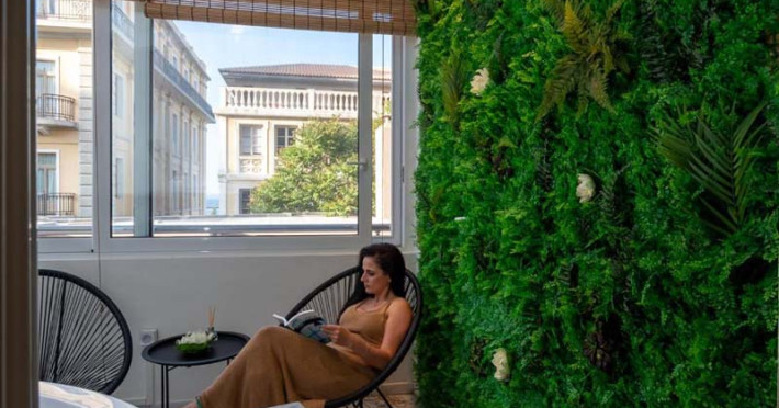 kentia-luxury-modern-artistic-city-apartment-a22b2eb9c095cc9c.jpeg