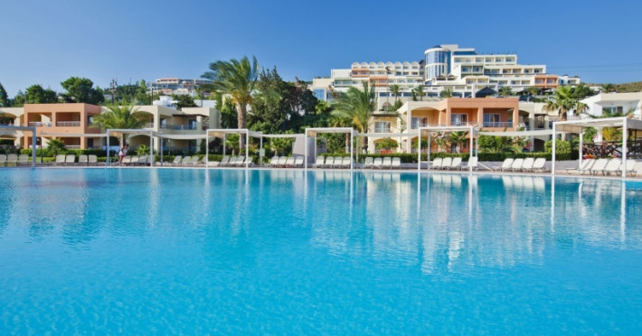 kipriotis-maris-suites-3e99b49894d30e6f.jpeg