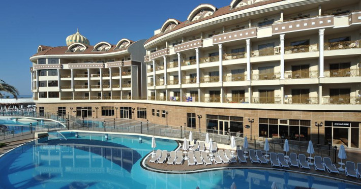 kirman-belazur-resort-spa-947b1228bf31bd1c.jpeg