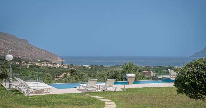 kissamos-luxury-villas-f586e13ed8f2bb3f.jpeg