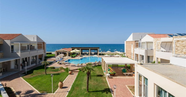 kostakis-beach-apartments-2db163058e89a4bd.jpeg