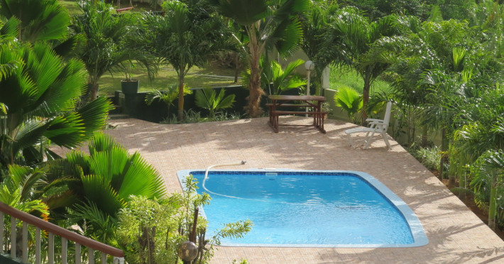la-fontaine-holiday-apartments-951d32949cdb9dbd.jpeg