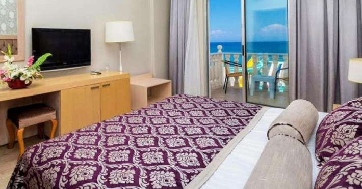 la-perla-hotel-kemer-ex-maya-world-imperial-de1710753831e01b.jpeg