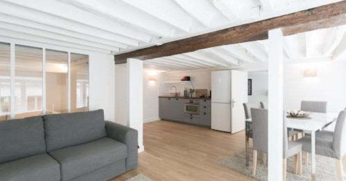 lafayette-private-apartment-f5efe0dc2ccf7415.jpeg