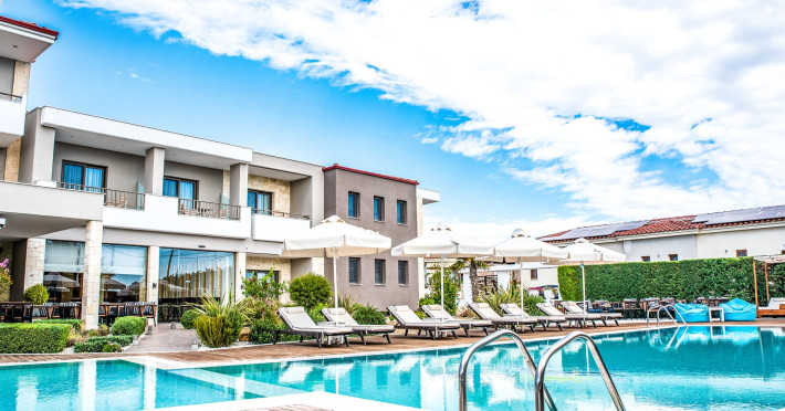 lagaria-hotel-apartments-b746b29336607200.jpeg