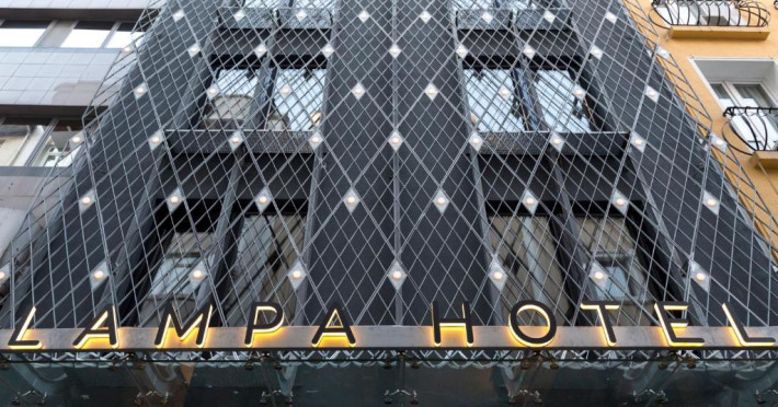 lampa-design-hotel-137905e4b0173d58.jpeg