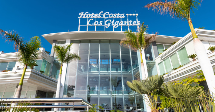 landmar-costa-los-gigantes-family-resort-3f8a1e42181f3031.jpeg