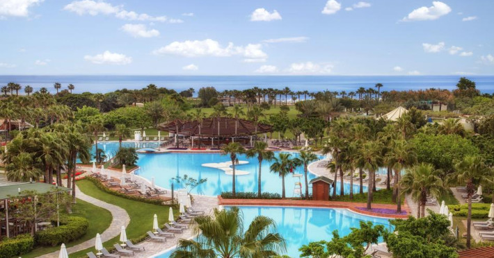 lara-barut-collection-e687f11b1d186821.jpeg