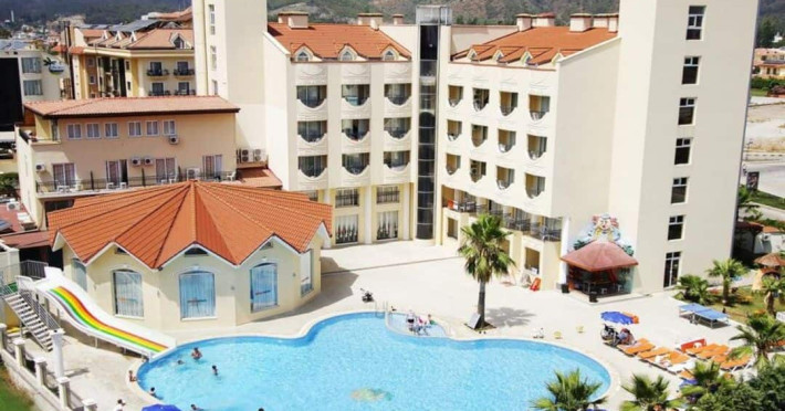 larissa-inn-hotel-ee52bb741c2ddb15.jpeg