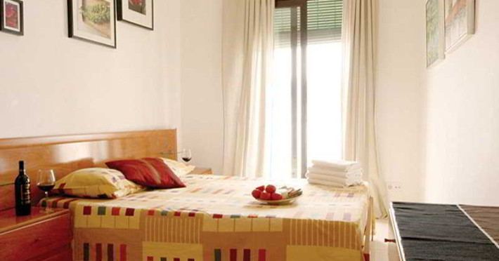las-ramblas-apartments-i-1b391bacc85046dc.jpeg