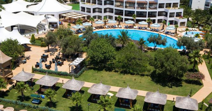 latanya-park-resort-f0156860edaa6278.jpeg