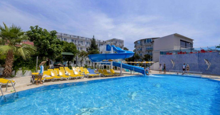 latte-beach-hotel-9106df7923dbf27e.jpeg