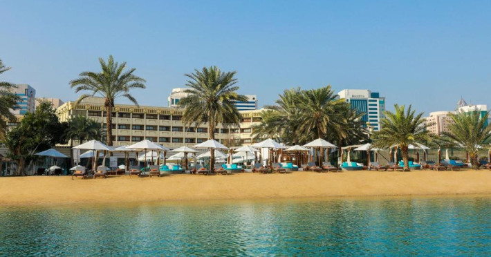 le-meridien-resort-abu-dhabi-020e36d6586e4b83.jpeg