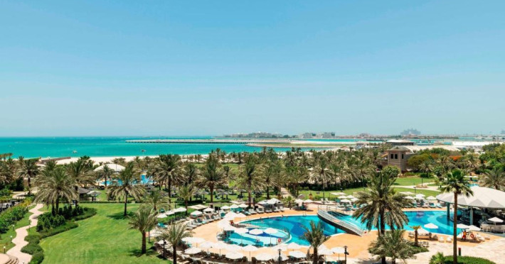 le-royal-meridien-beach-resort-spa-dubai-26c81e952c12cc26.jpeg