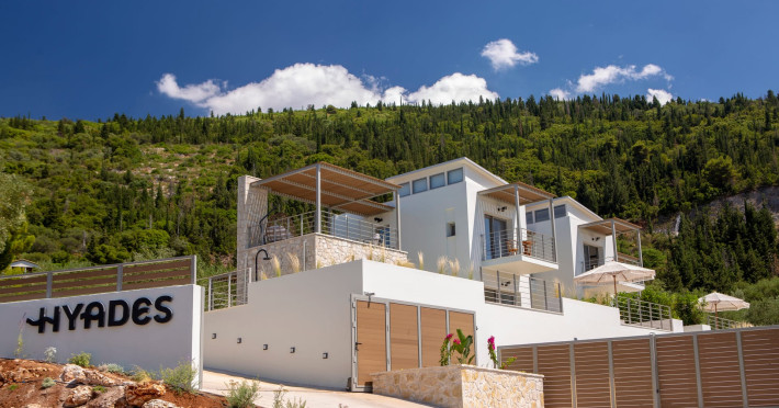 lefkada-luxury-94fb3879efa47234.jpeg
