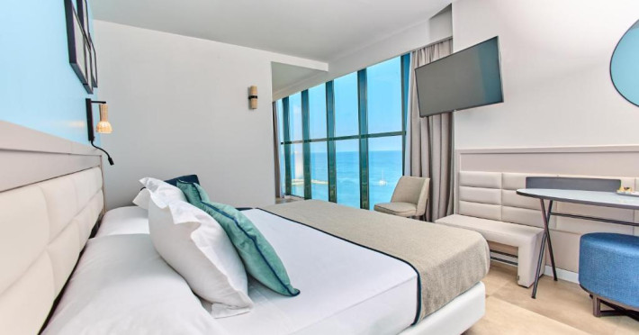 leonardo-hotel-fuengirola-costa-del-sol-48b1cb322ce6c6d1.jpeg