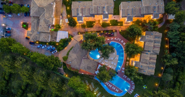 lesse-hotel-4f737f80e2a67f18.jpeg
