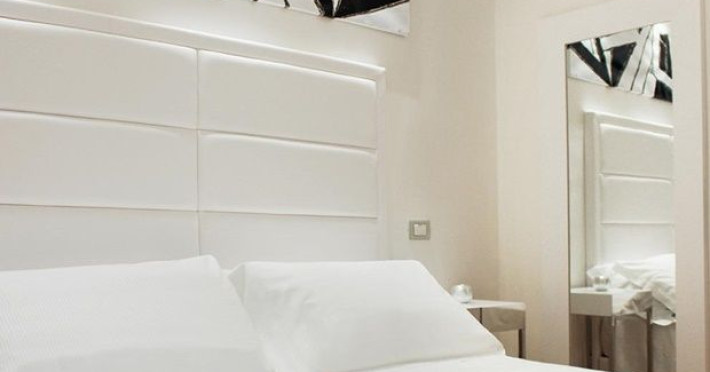lhp-suite-posillipo-14ee9a26af113710.jpeg