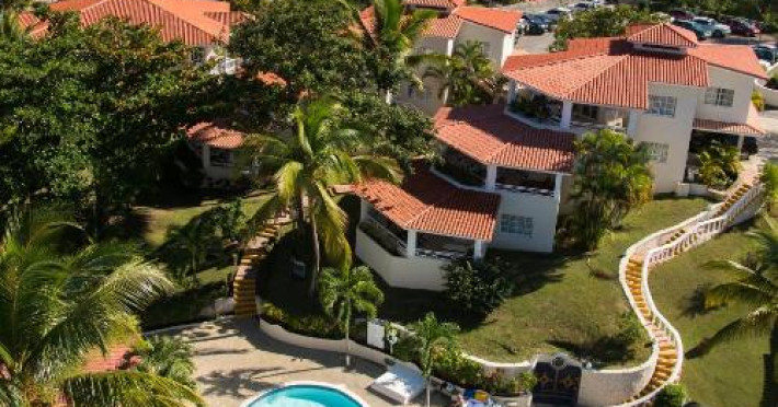 lifestyle-crown-residence-suites-44bf8ec5b1d562c9.jpeg