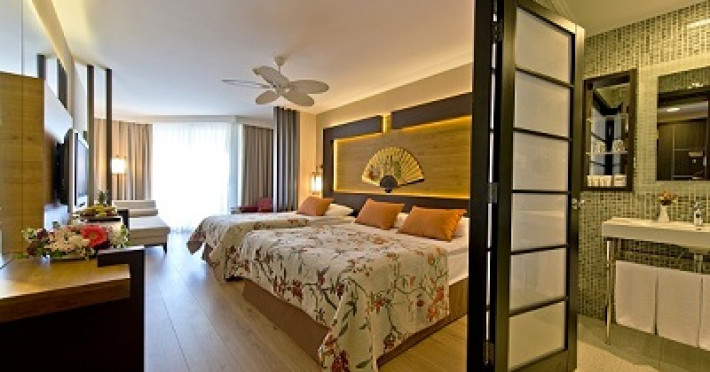 limak-lara-de-luxe-hotel-1bfabf171fd32078.jpeg