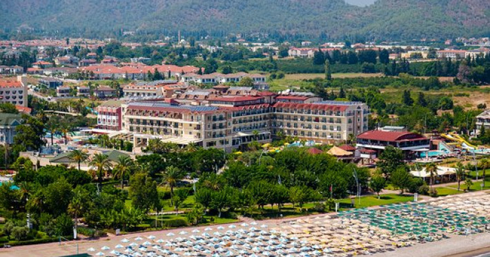 L'Oceanica Beach Resort